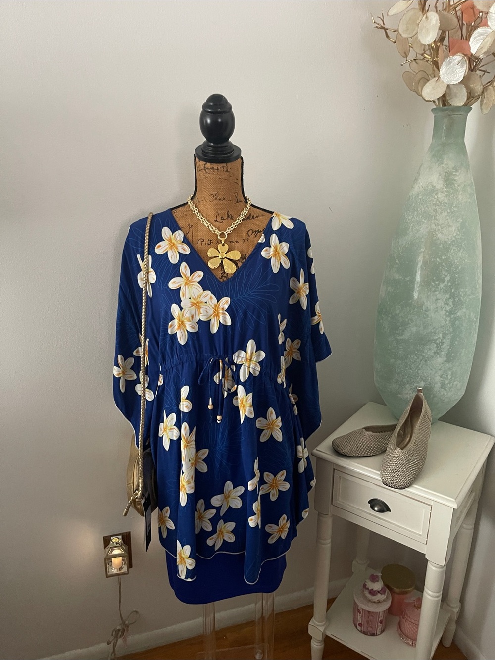 Vintage Blue Floral V-Neck Tunic Top with Drawstring Waist